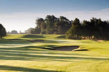 Thornbury Golf Lodge Alveston  Exteriör bild